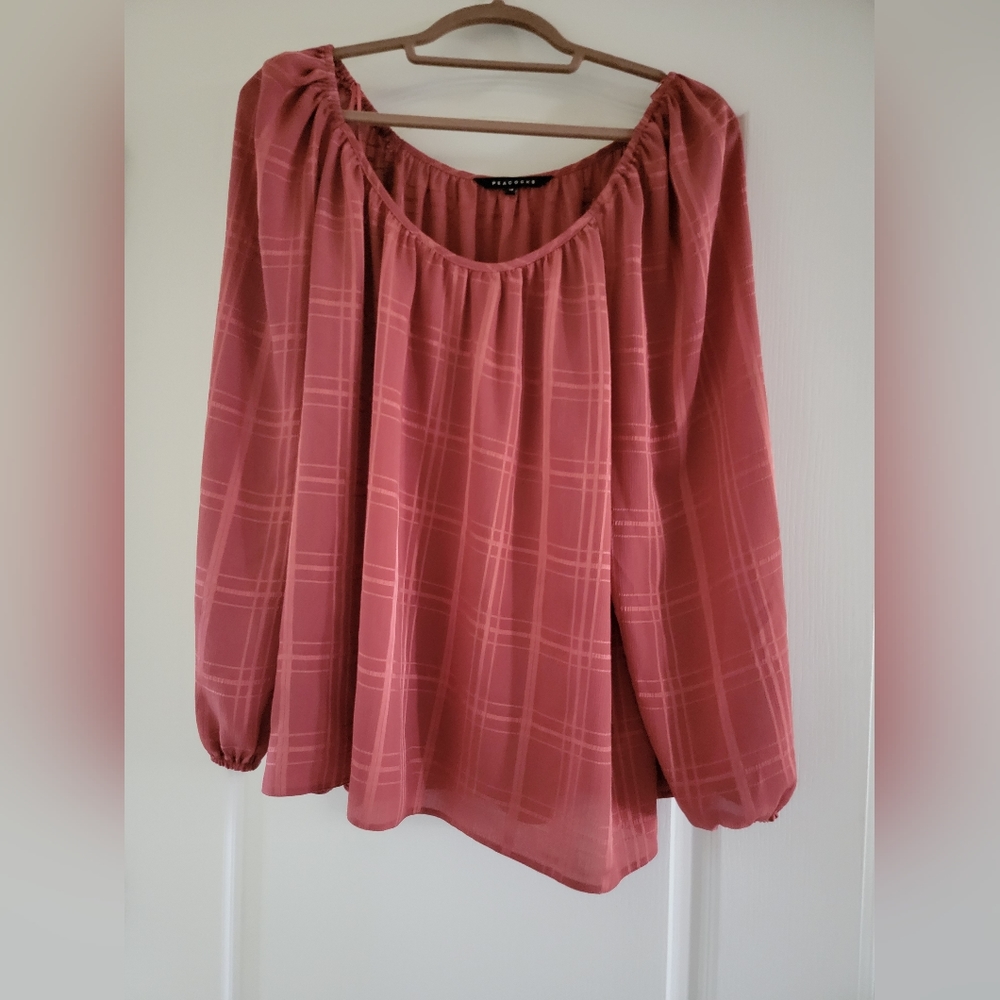 Off shoulder long sleeve top